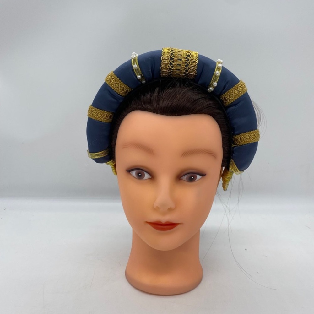 Renaissance woman’s headress /Balzo medieval headress Size L